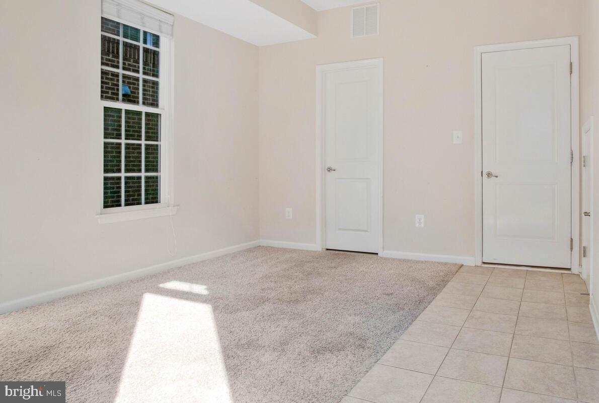 O'DONNELL SQUARE - Residential Lease