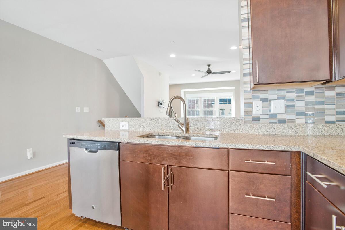 O'DONNELL SQUARE - Residential Lease