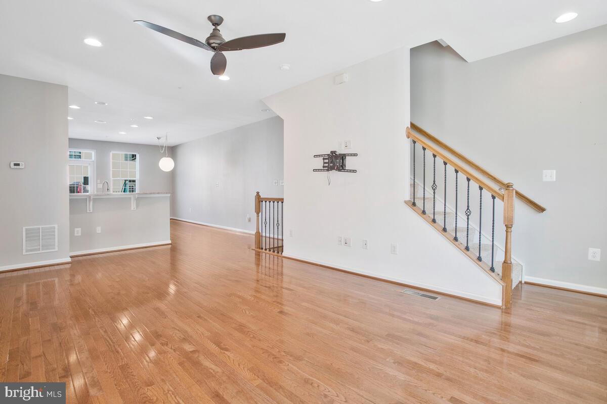 O'DONNELL SQUARE - Residential Lease