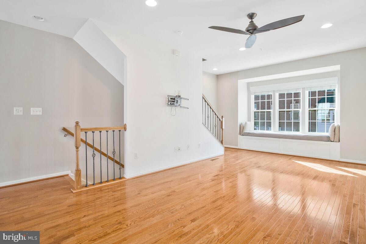 O'DONNELL SQUARE - Residential Lease