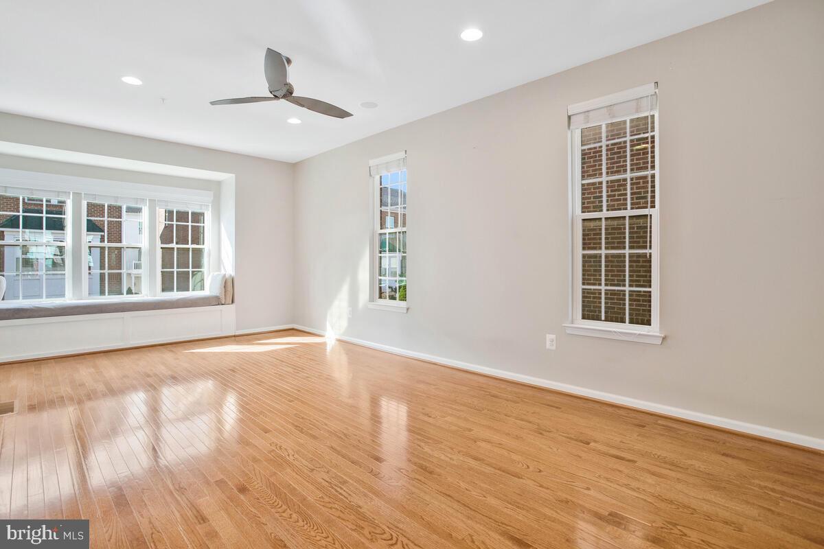 O'DONNELL SQUARE - Residential Lease