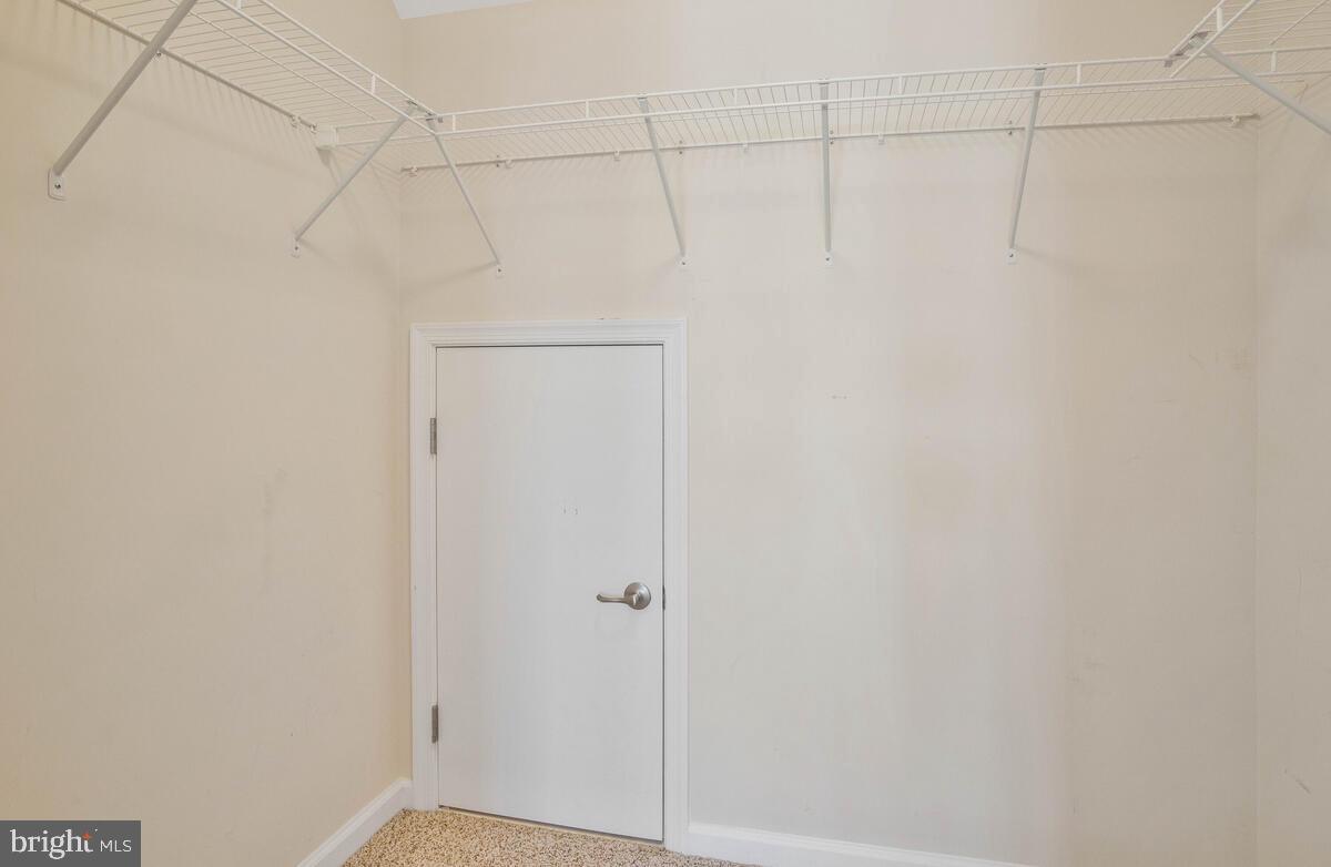 O'DONNELL SQUARE - Residential Lease