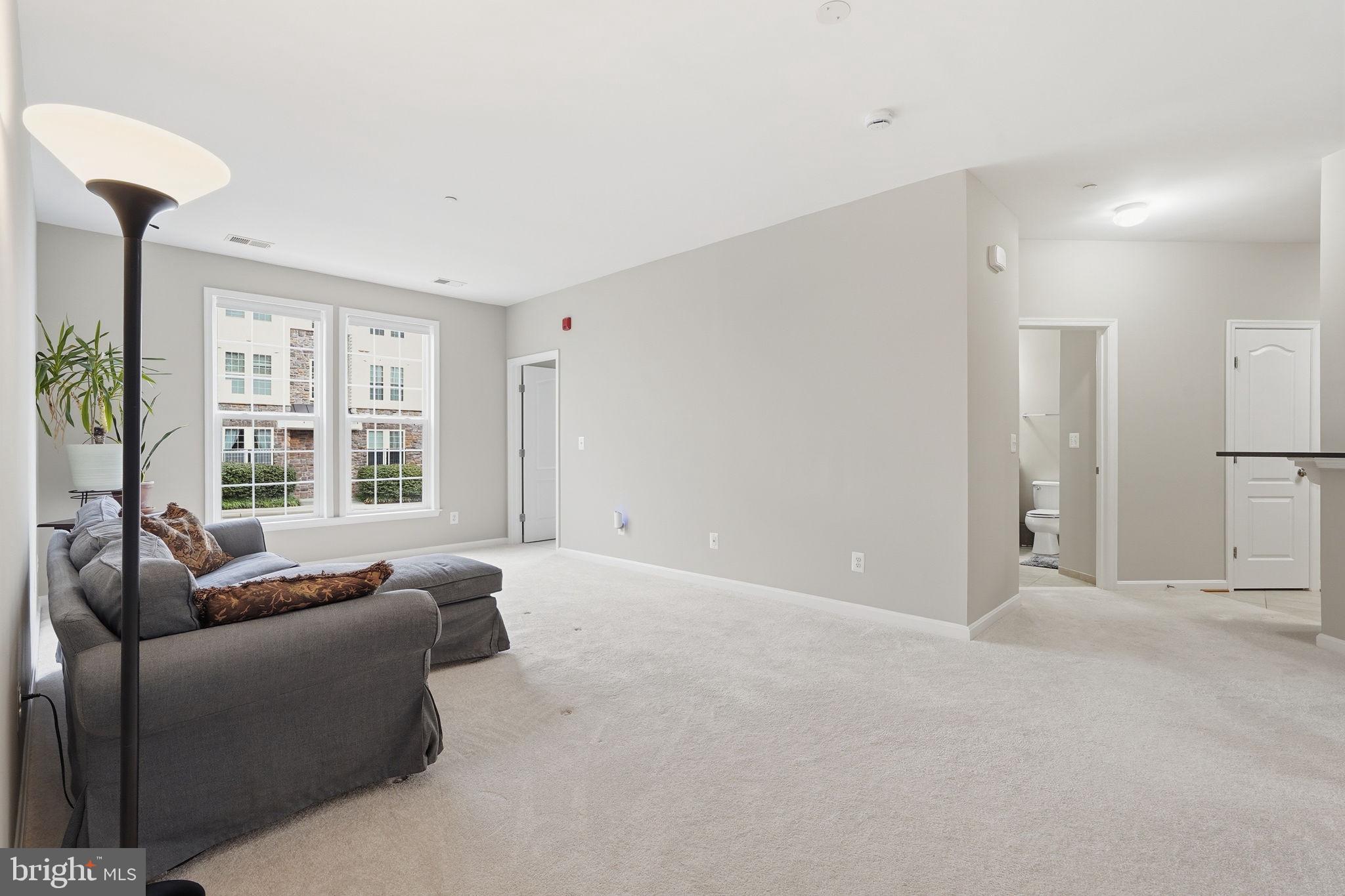 24682 BYRNE MEADOW SQUARE