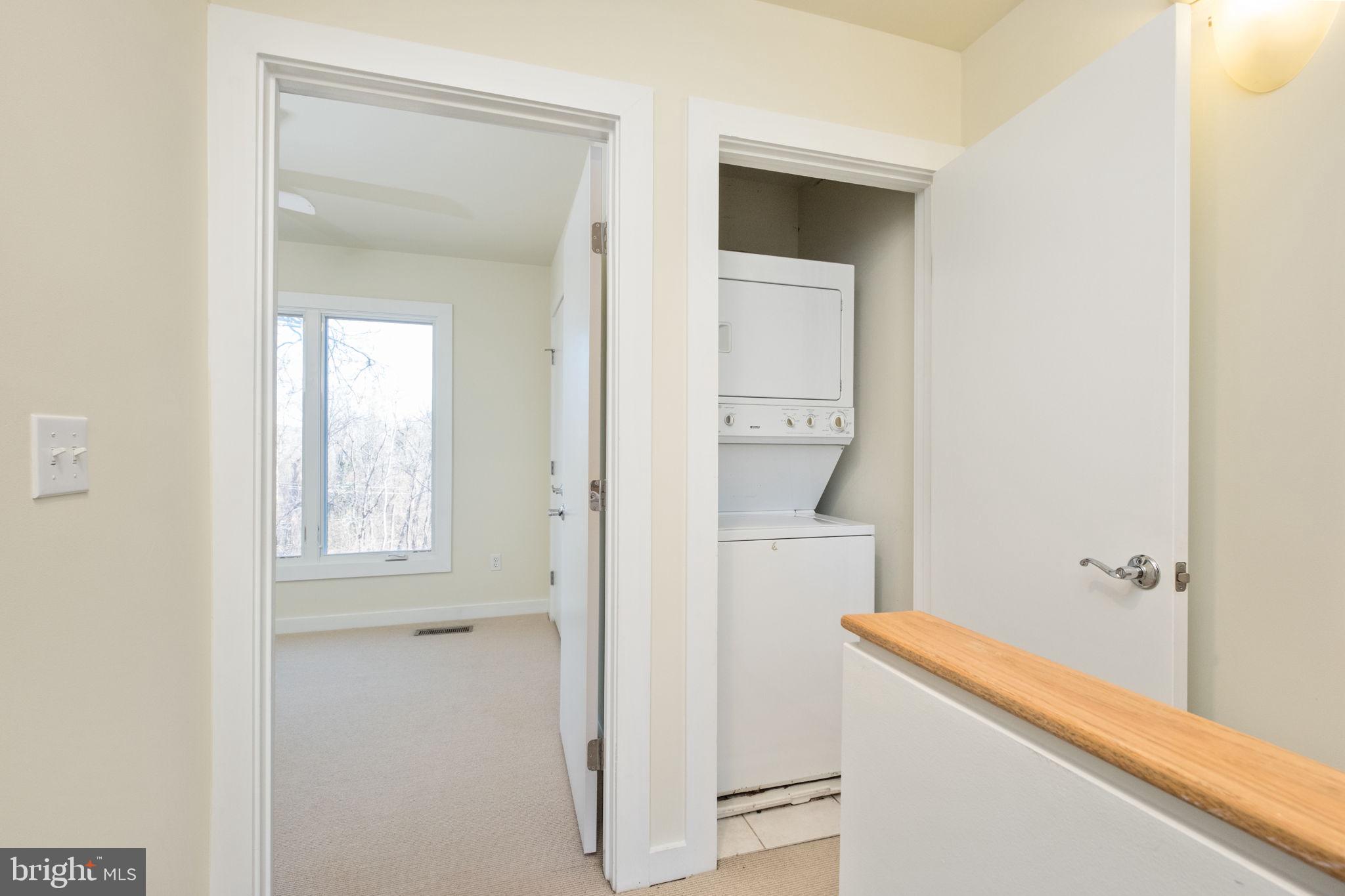 LINDEN TOWN LOFTS - Residential