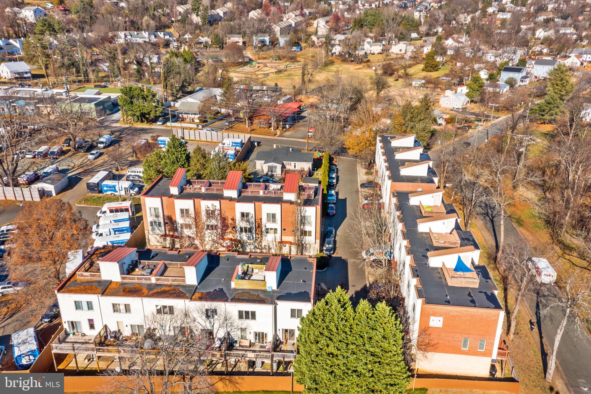 LINDEN TOWN LOFTS - Residential