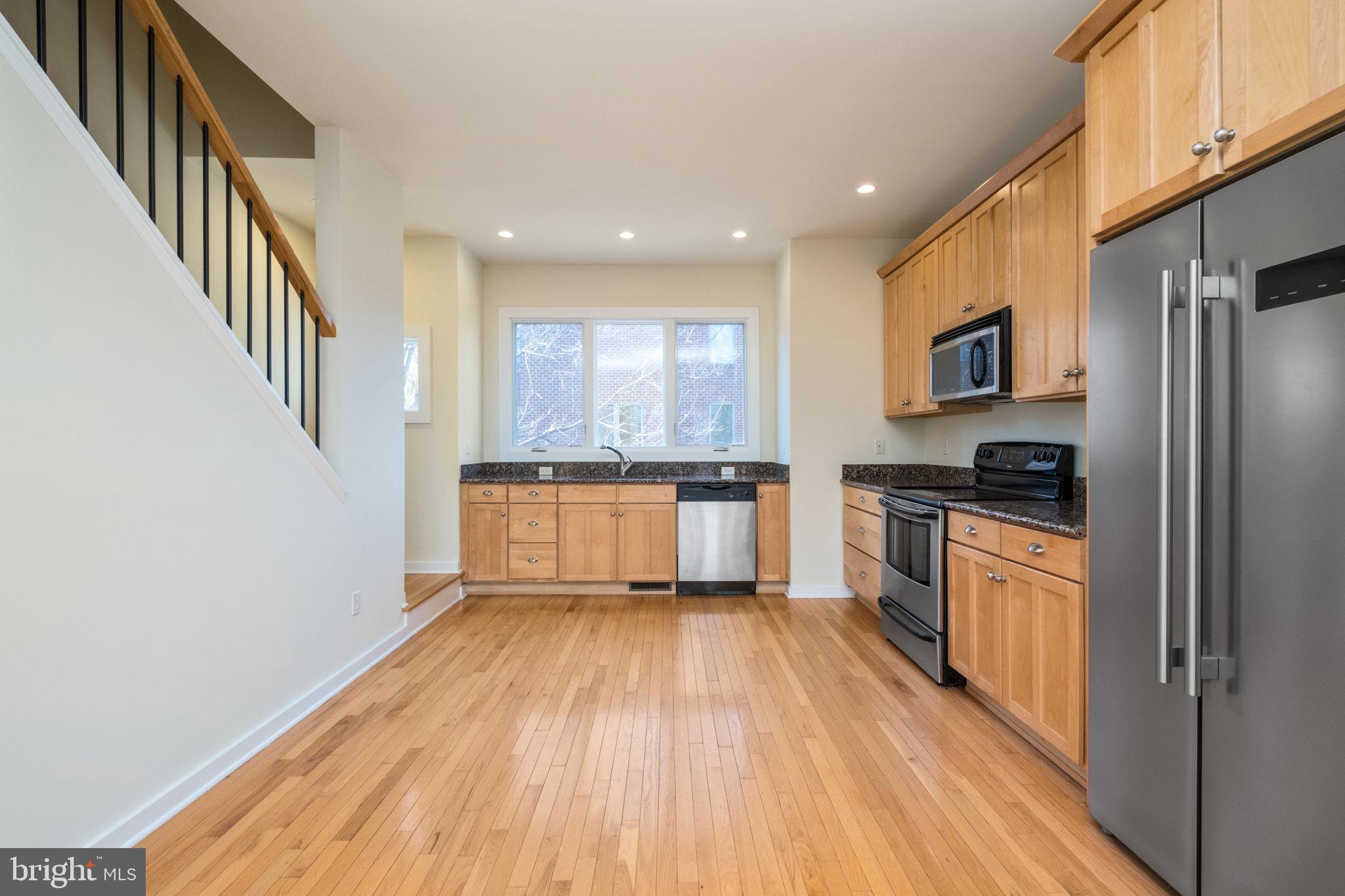 LINDEN TOWN LOFTS - Residential