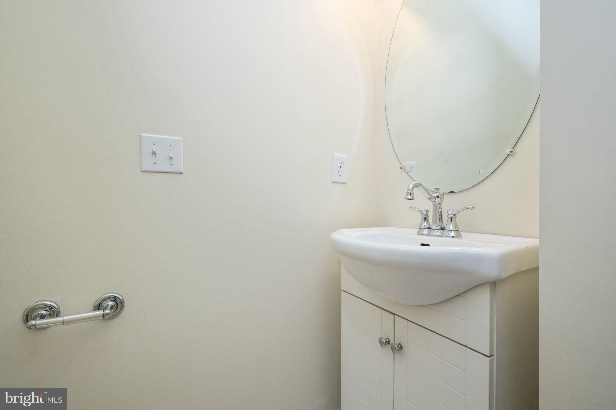 LINDEN TOWN LOFTS - Residential