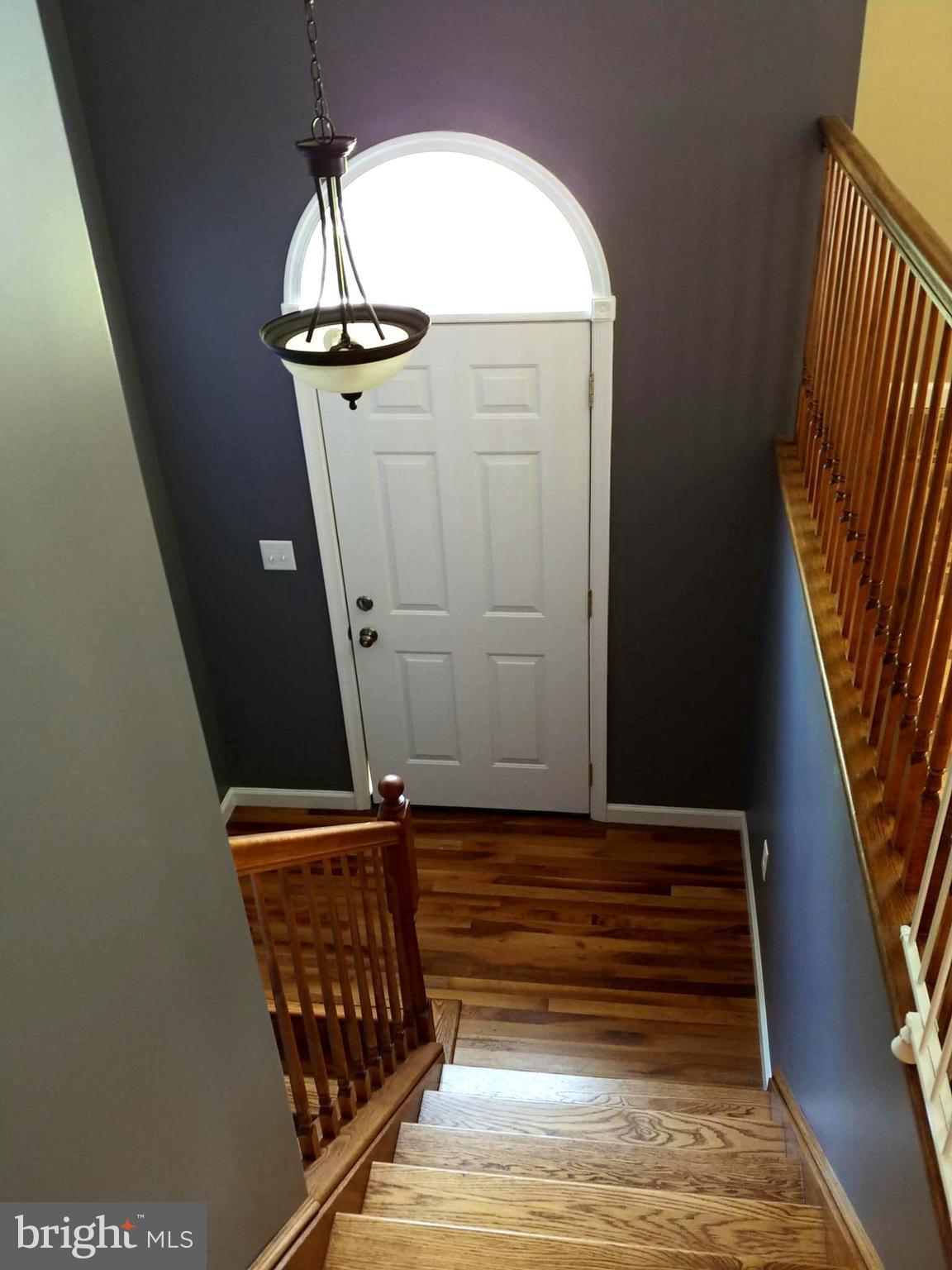 BURROUGH KNOLLS - Residential