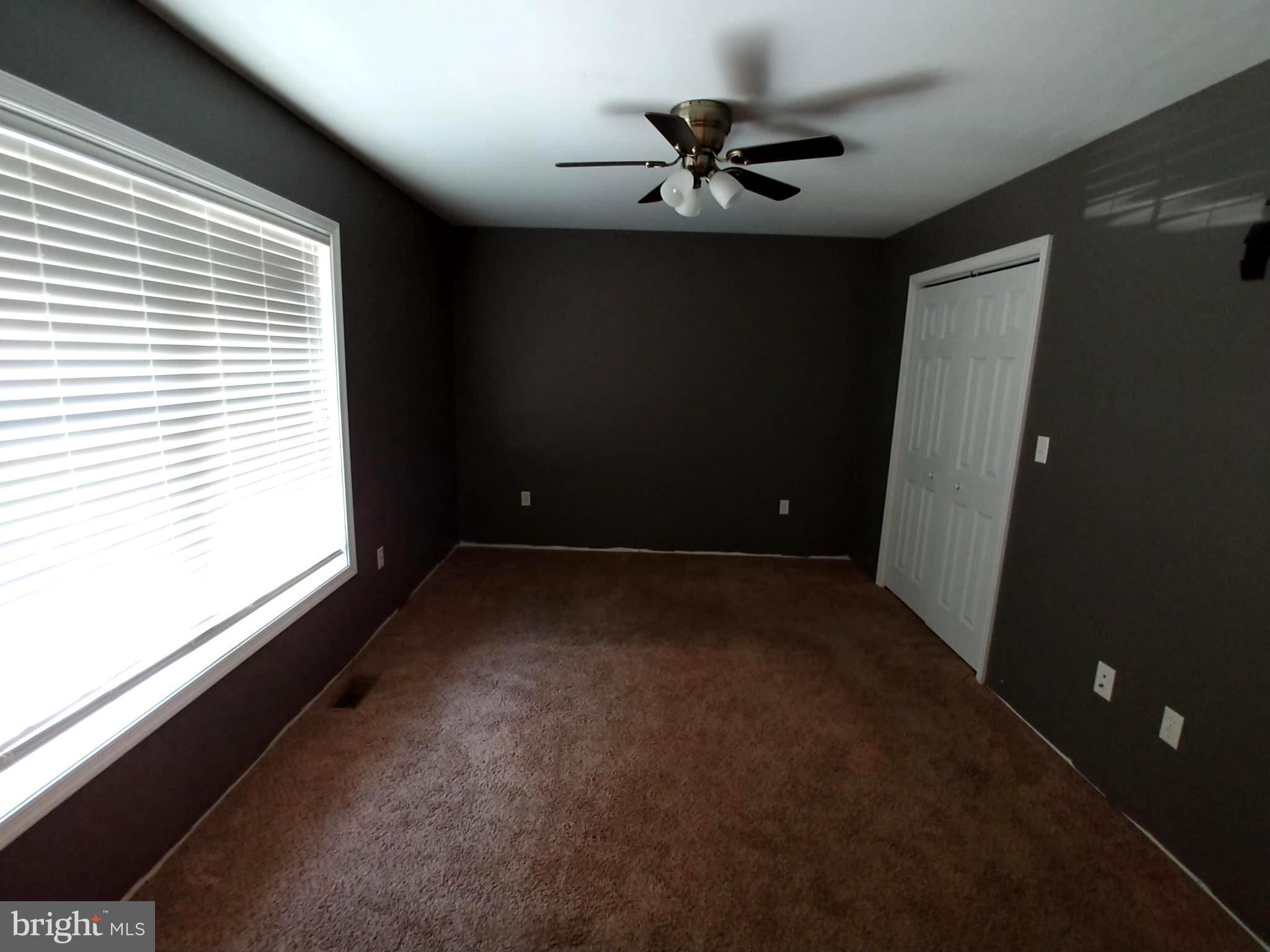 BURROUGH KNOLLS - Residential