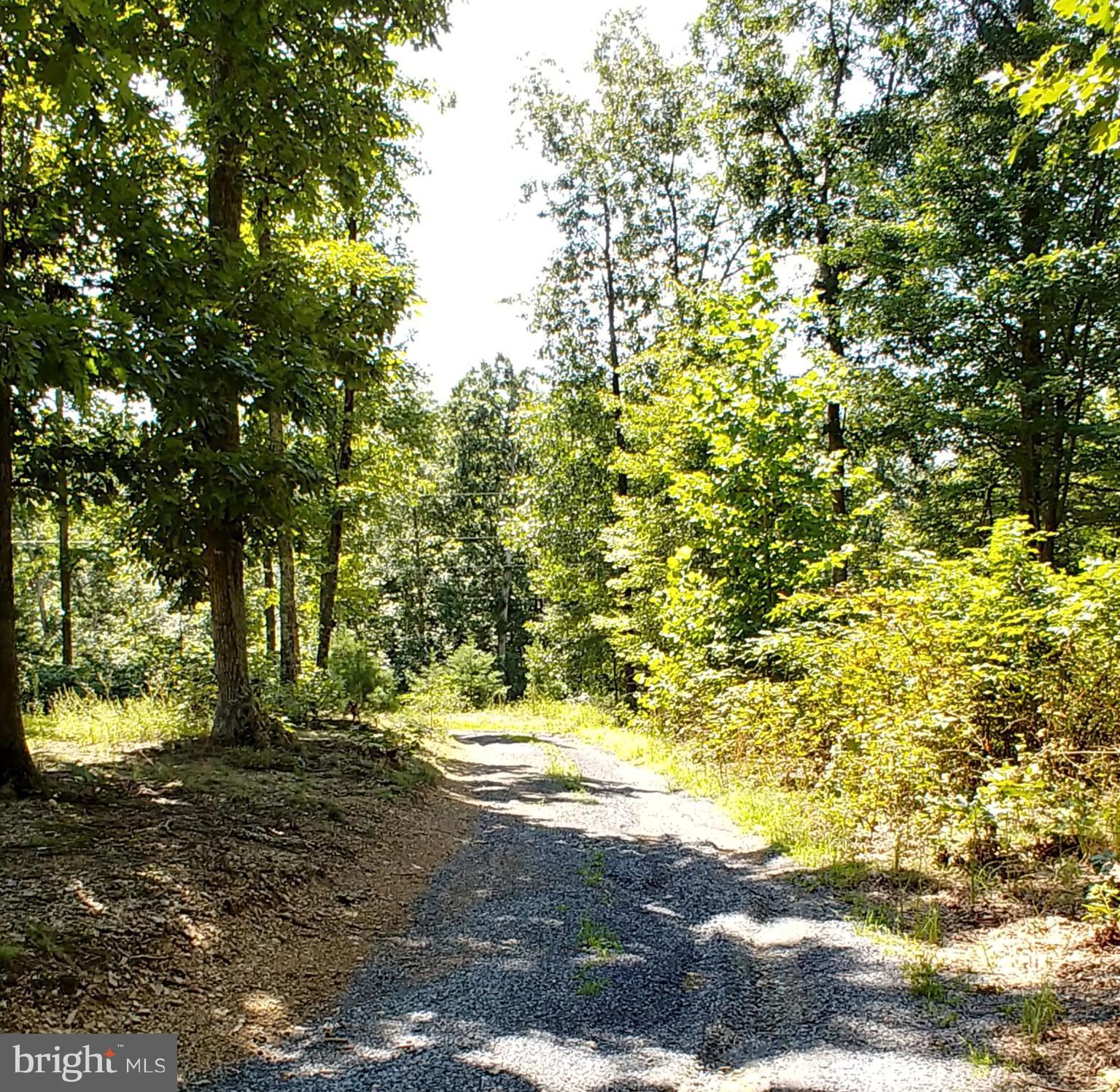 BURROUGH KNOLLS - Residential