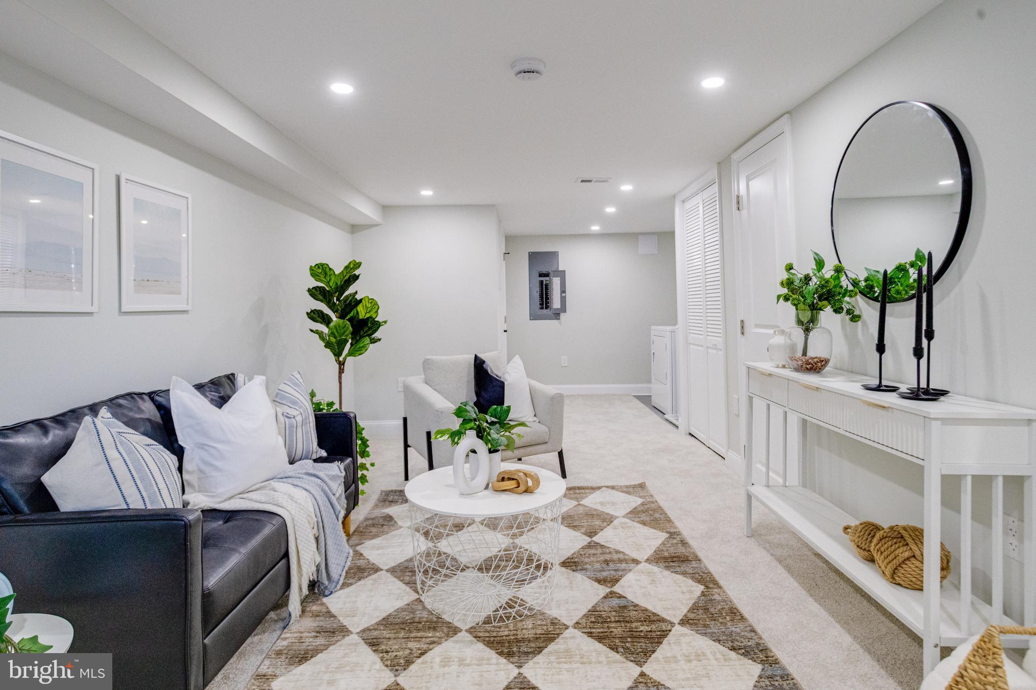 BROOKLYN - Residential