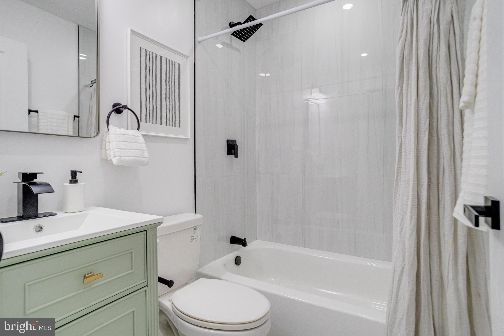 BROOKLYN - Residential
