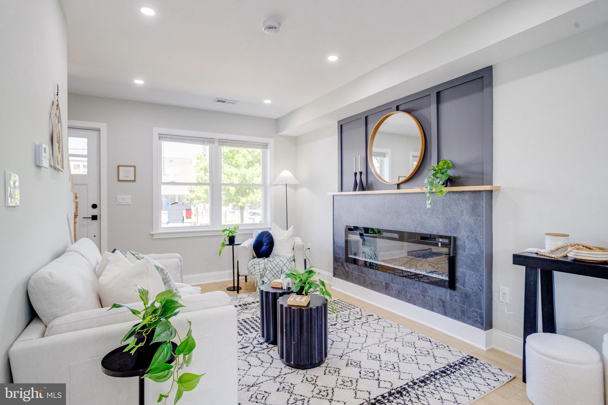 BROOKLYN - Residential