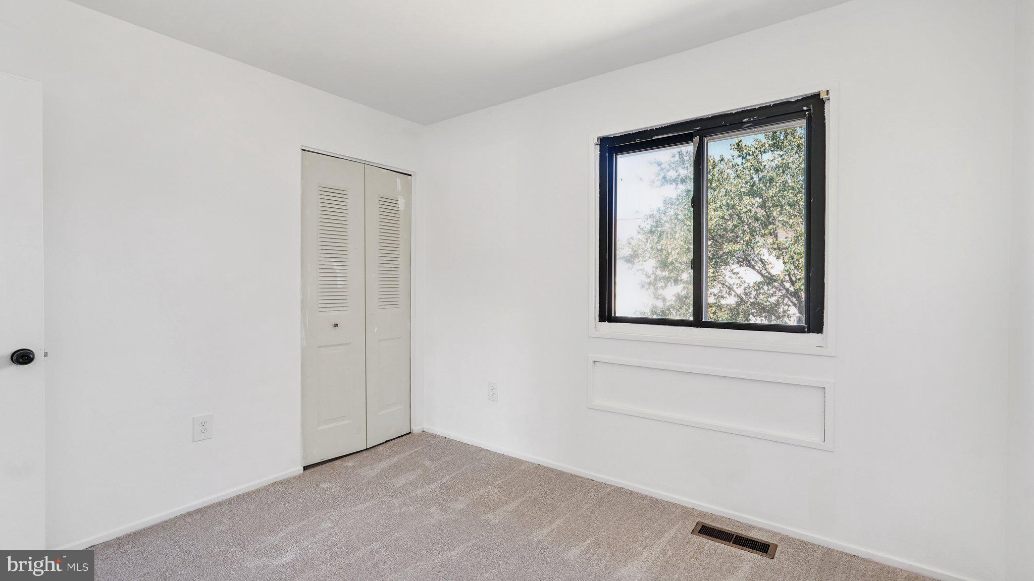 COVERSTONE SQUARE - Residential