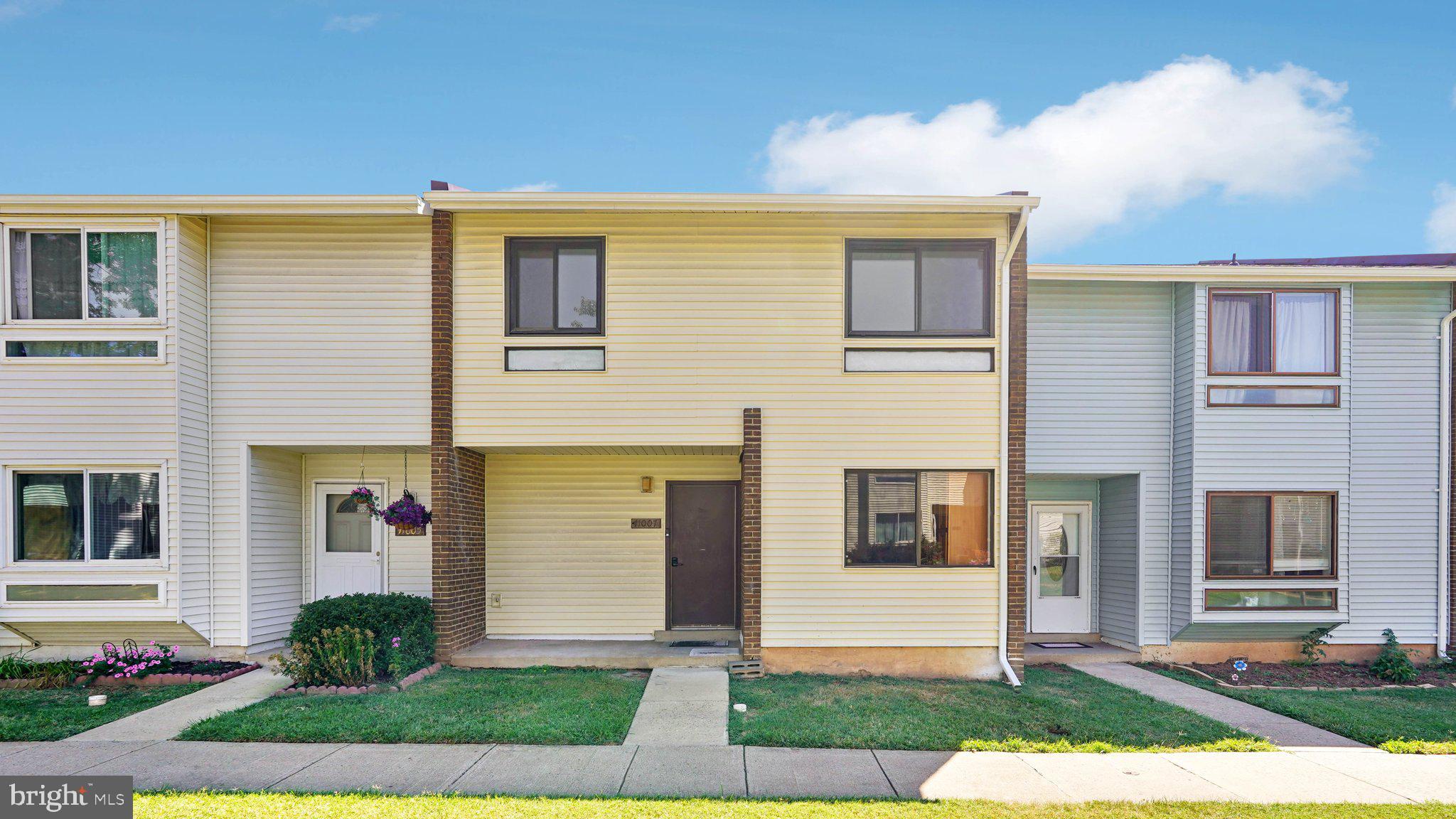 COVERSTONE SQUARE - Residential