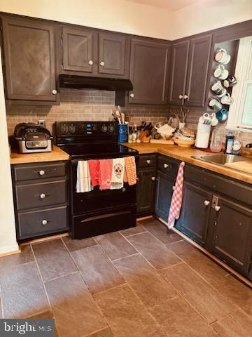 NEWTOWN VILLAGE SUB - Residential