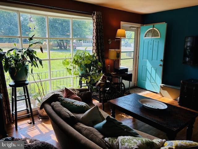 NEWTOWN VILLAGE SUB - Residential