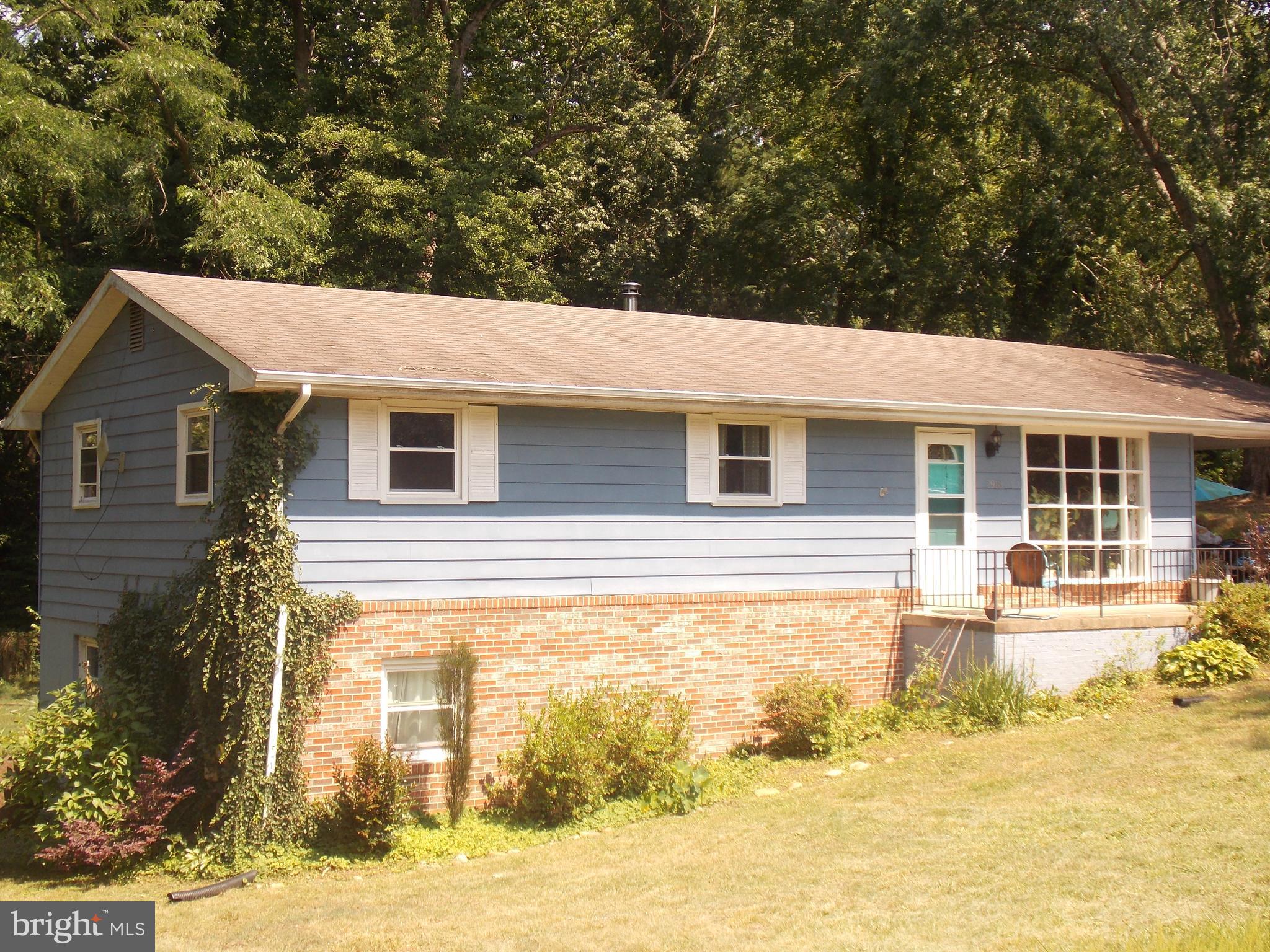 NEWTOWN VILLAGE SUB - Residential