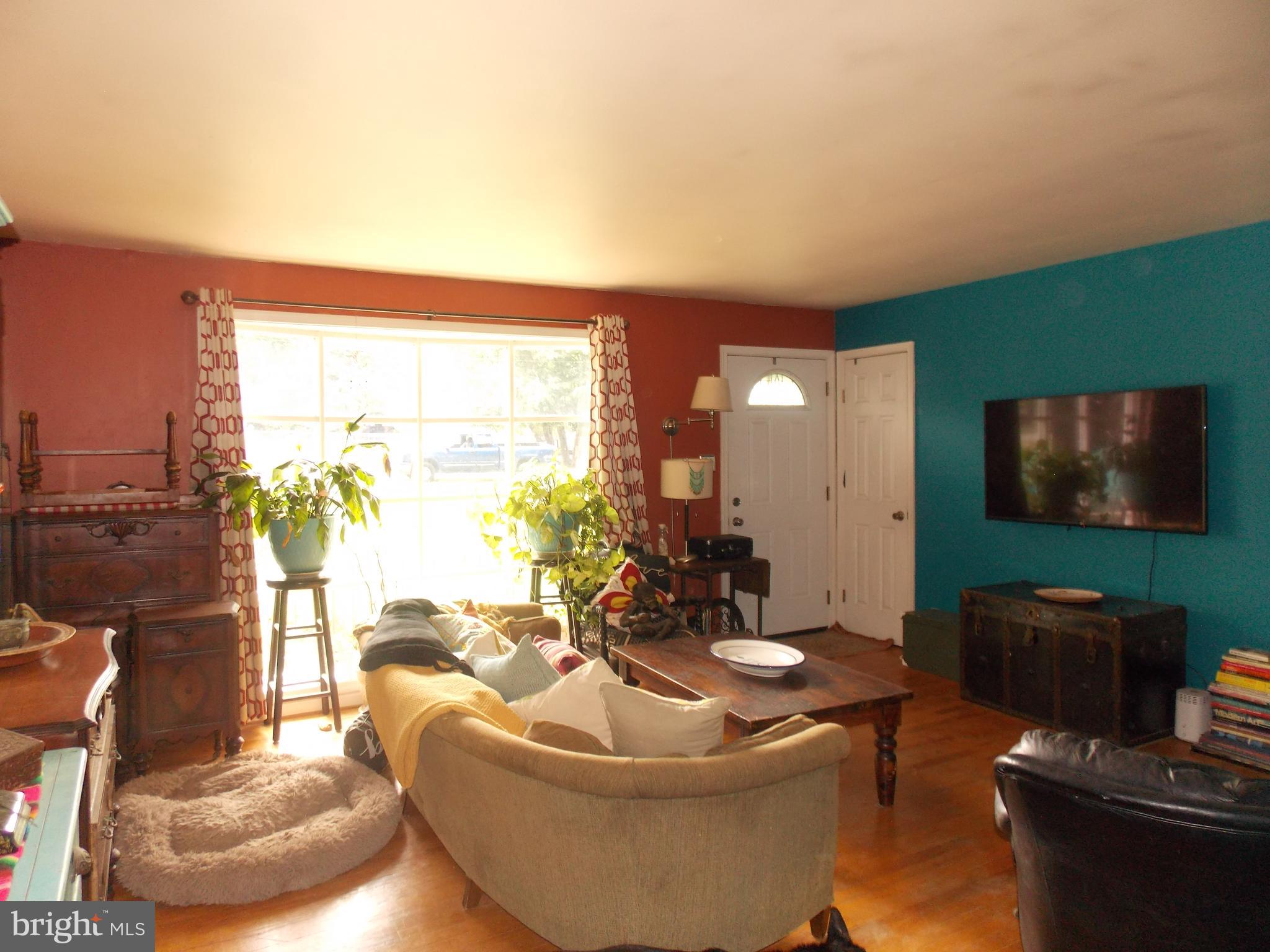 NEWTOWN VILLAGE SUB - Residential