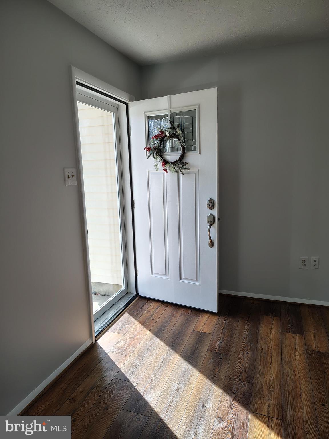 HOLLAWAY ESTATES - Residential Lease