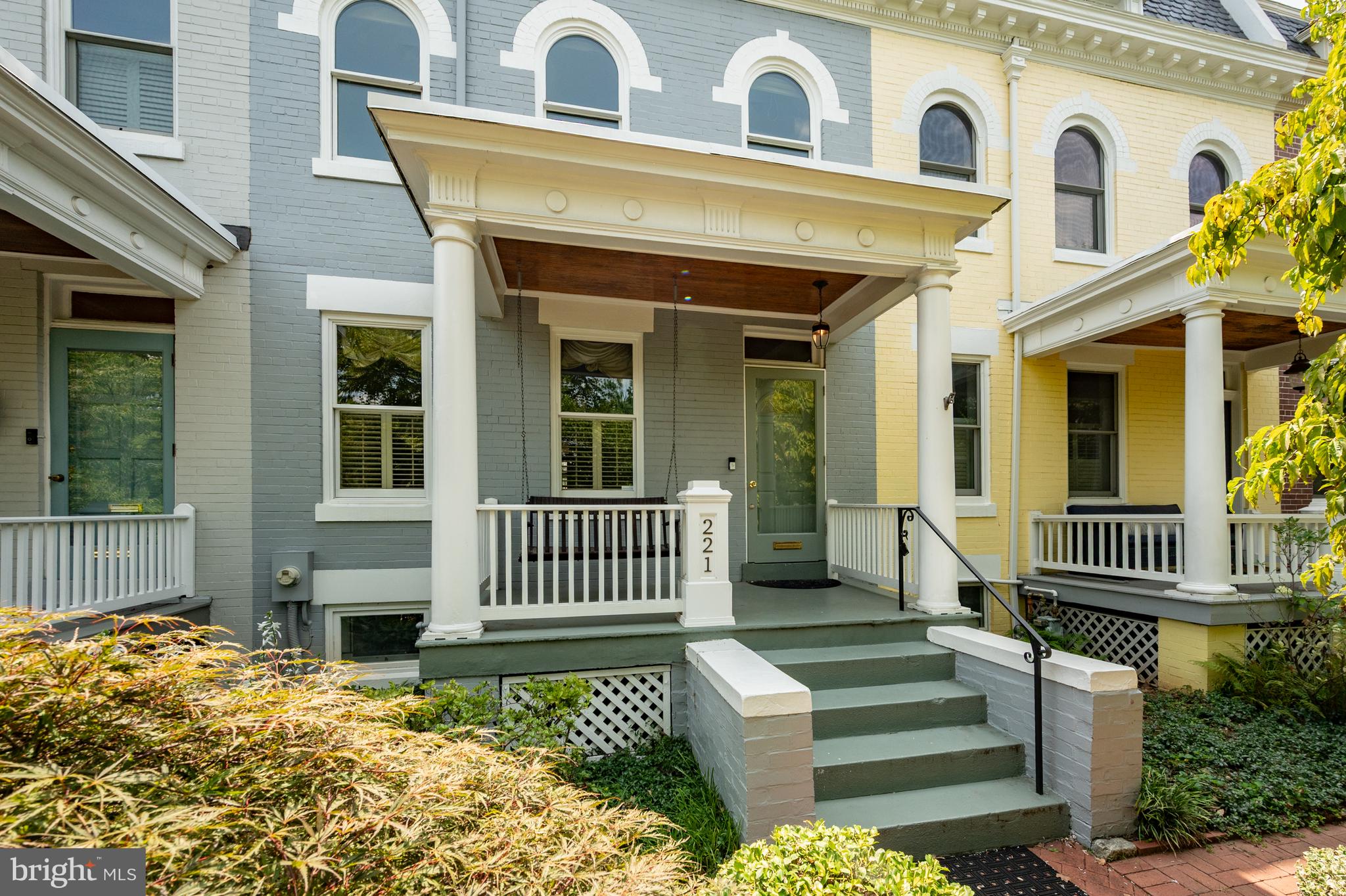221 E STREET SE