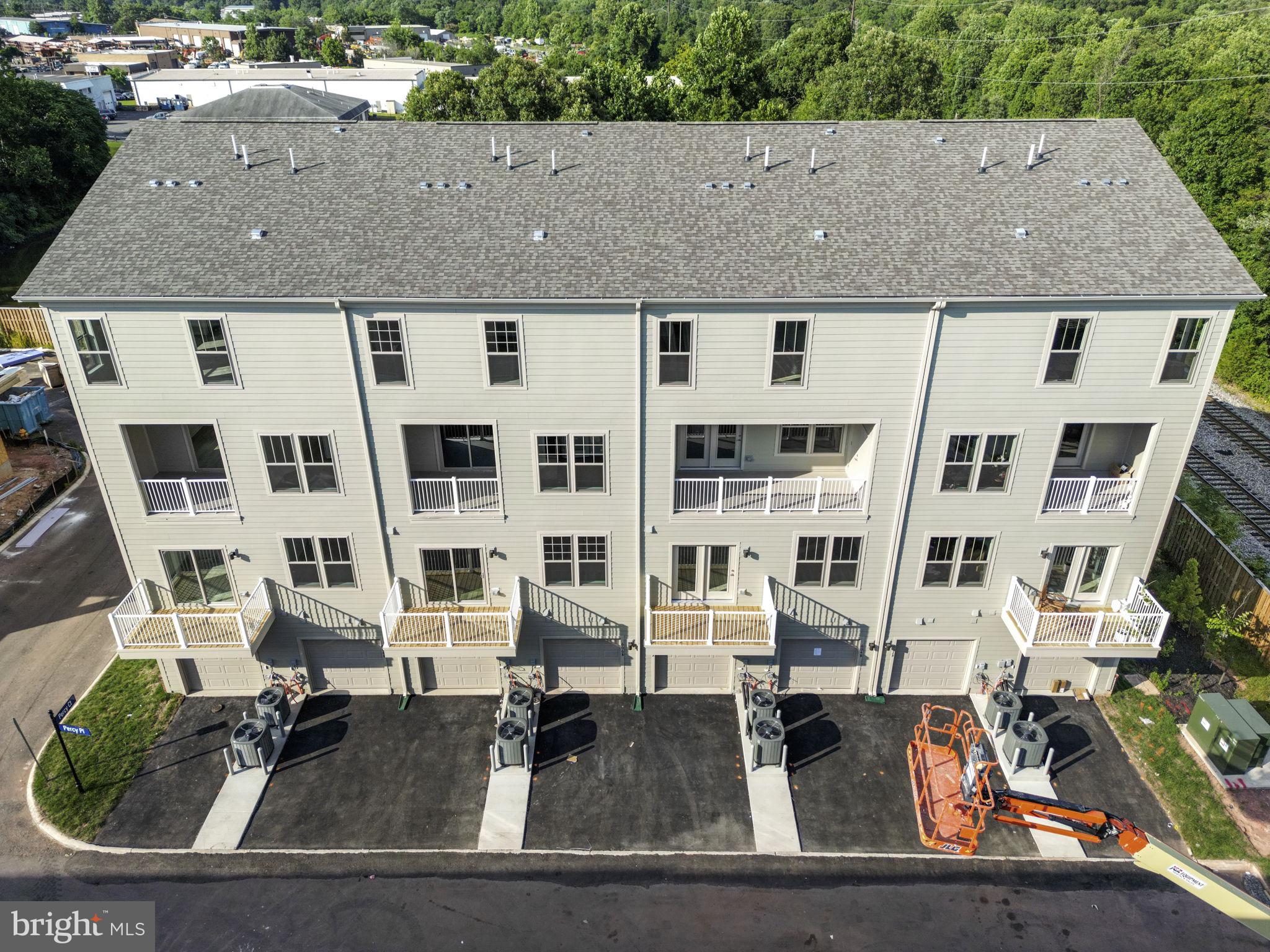 MANASSAS PARK - Residential