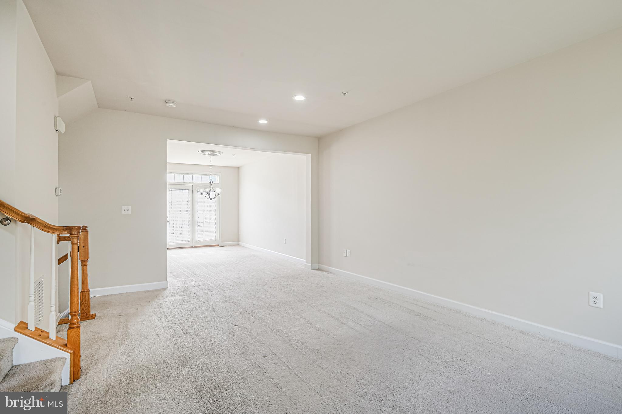 ELLICOTT SQUARE - Residential Lease