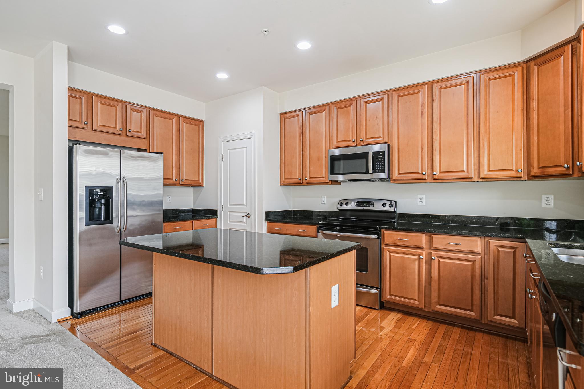 ELLICOTT SQUARE - Residential Lease