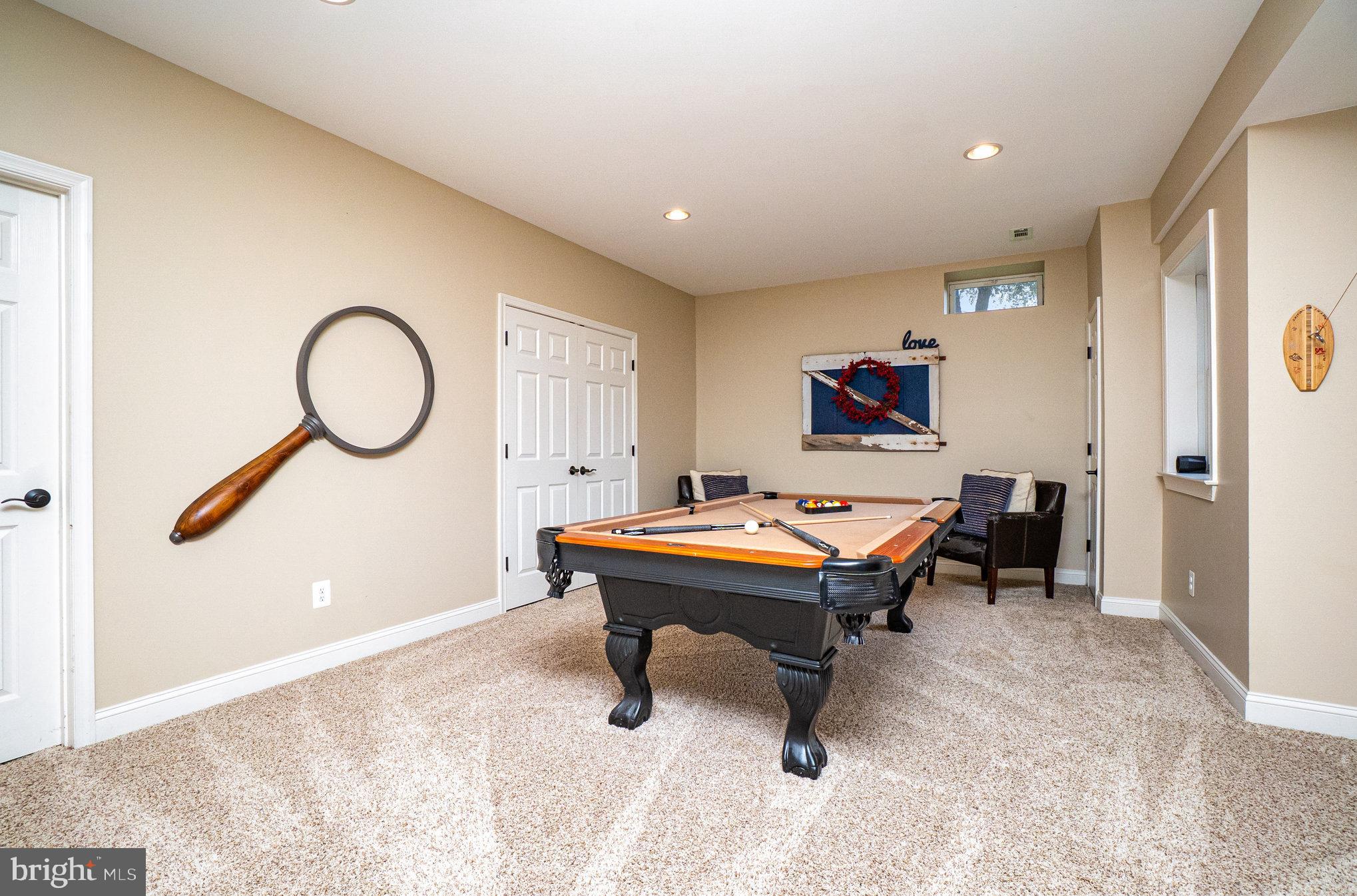 MARTIN MEADOWS - Residential