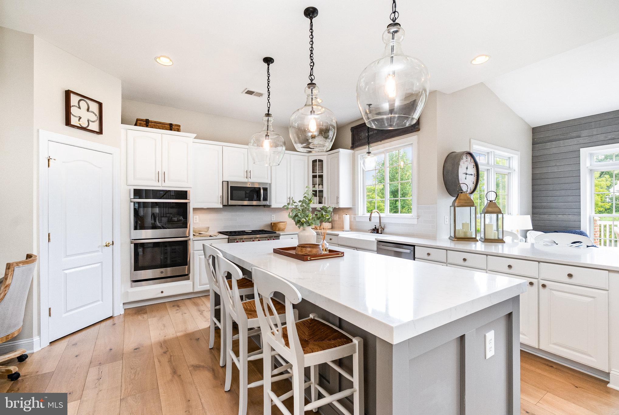 MARTIN MEADOWS - Residential