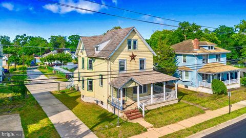 Homes For Sale - 709 Bridgeboro Street<br/> RIVERSIDE, NJ 08075