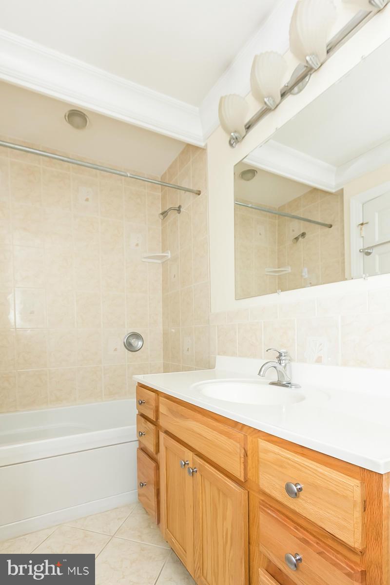 CANTON - Residential Lease