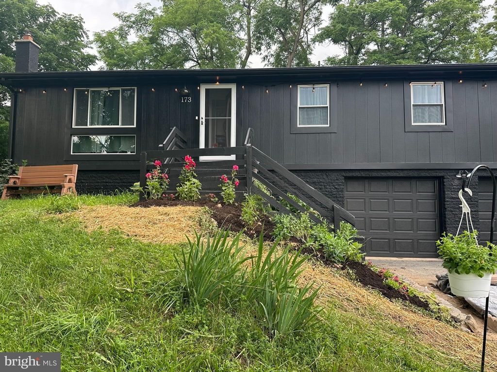 Photo of 173 Dale Street, LEMONT, PA 16851 (MLS # PACE2517160)