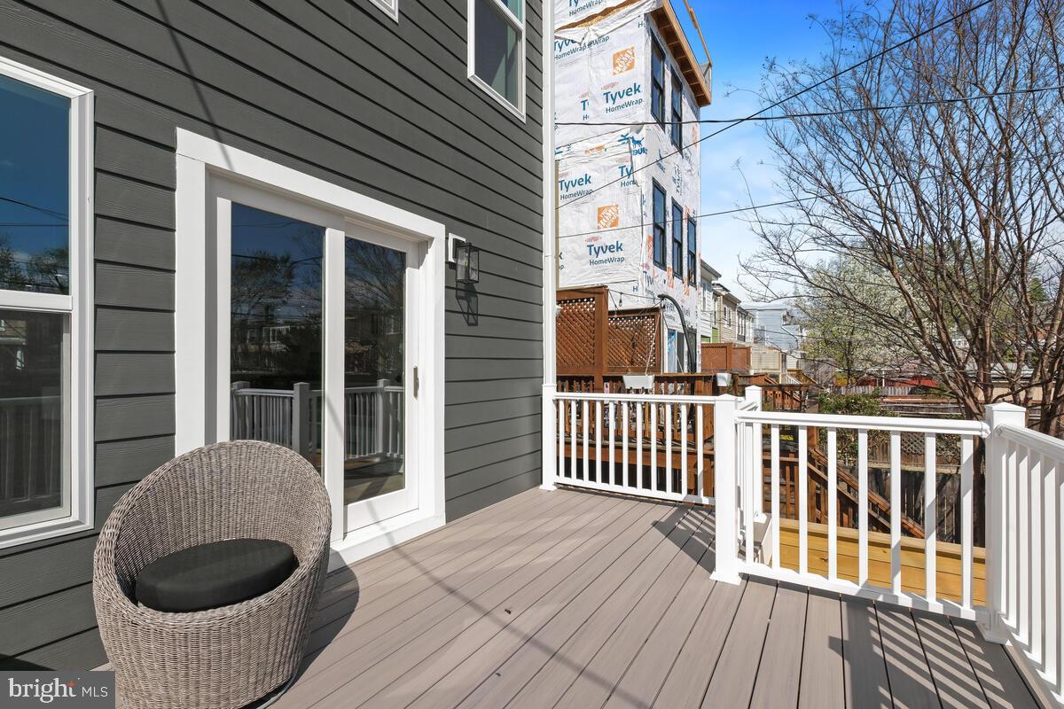 PETWORTH - Residential Lease