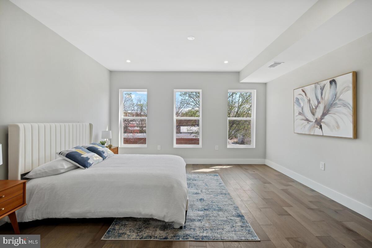 PETWORTH - Residential Lease