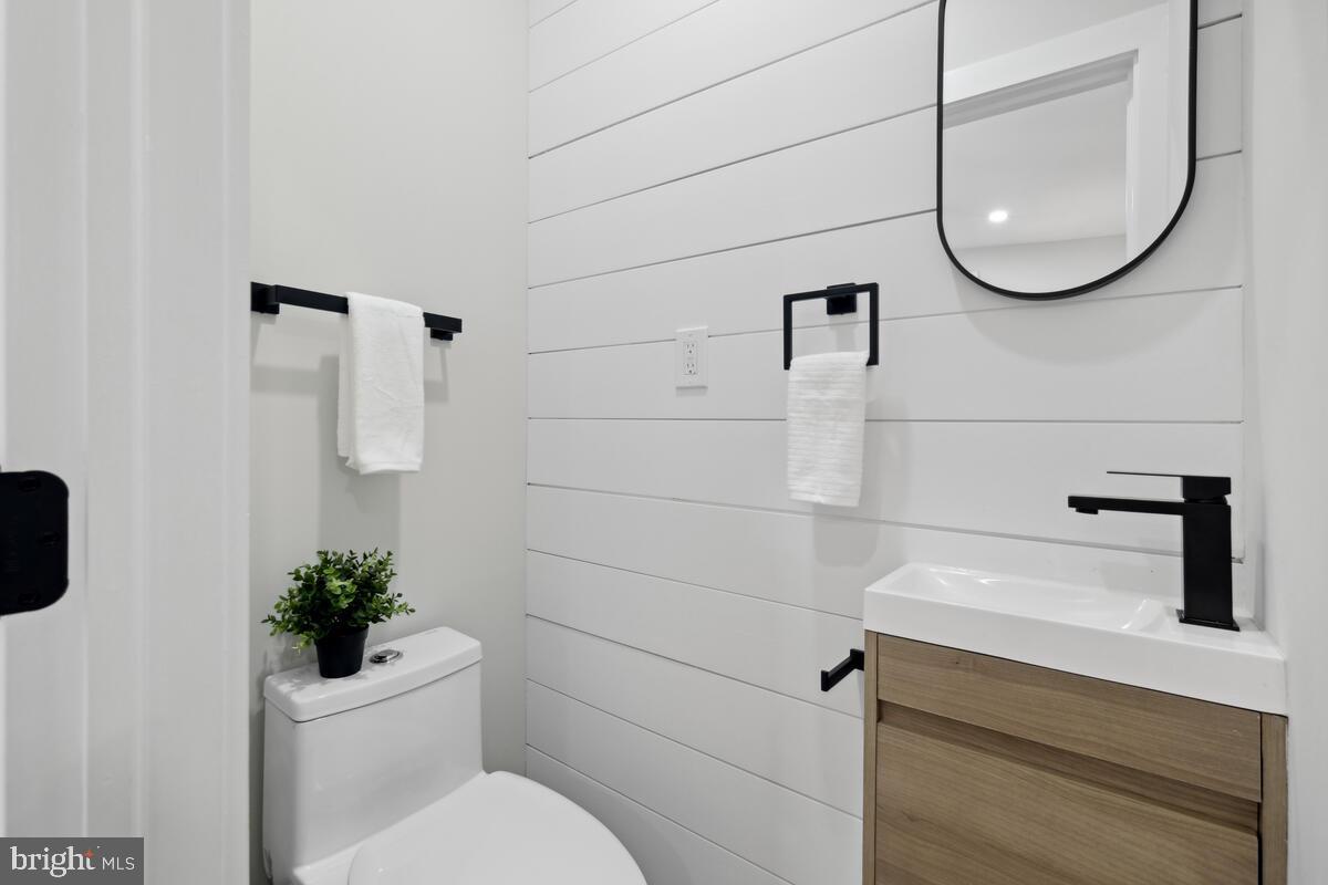 PETWORTH - Residential Lease