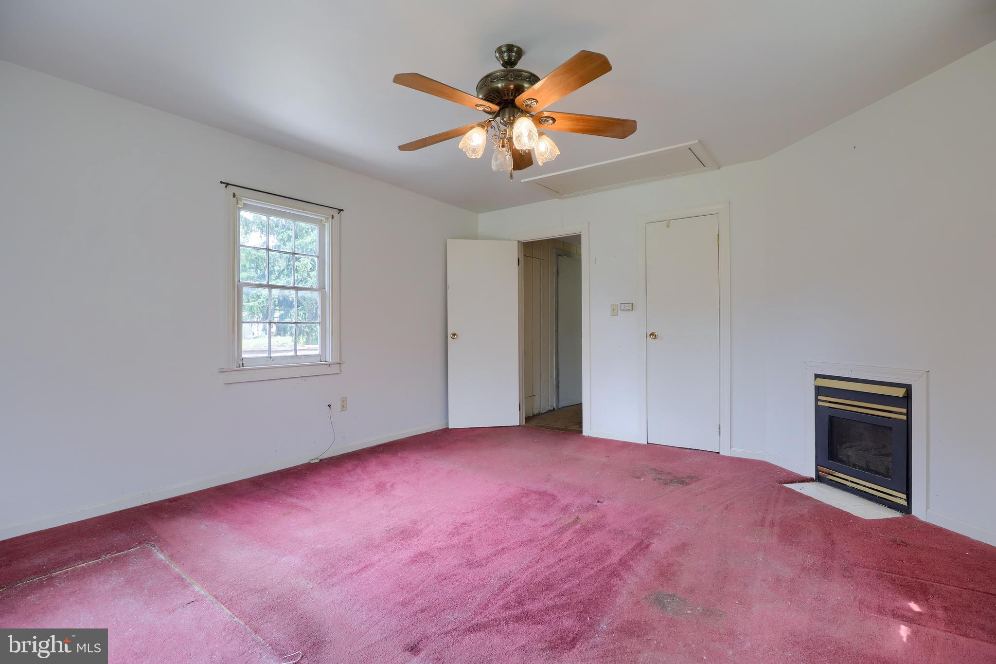 STRASBURG - Residential