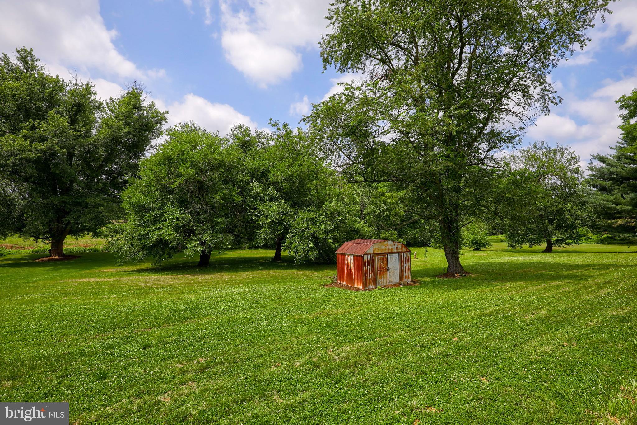 STRASBURG - Residential