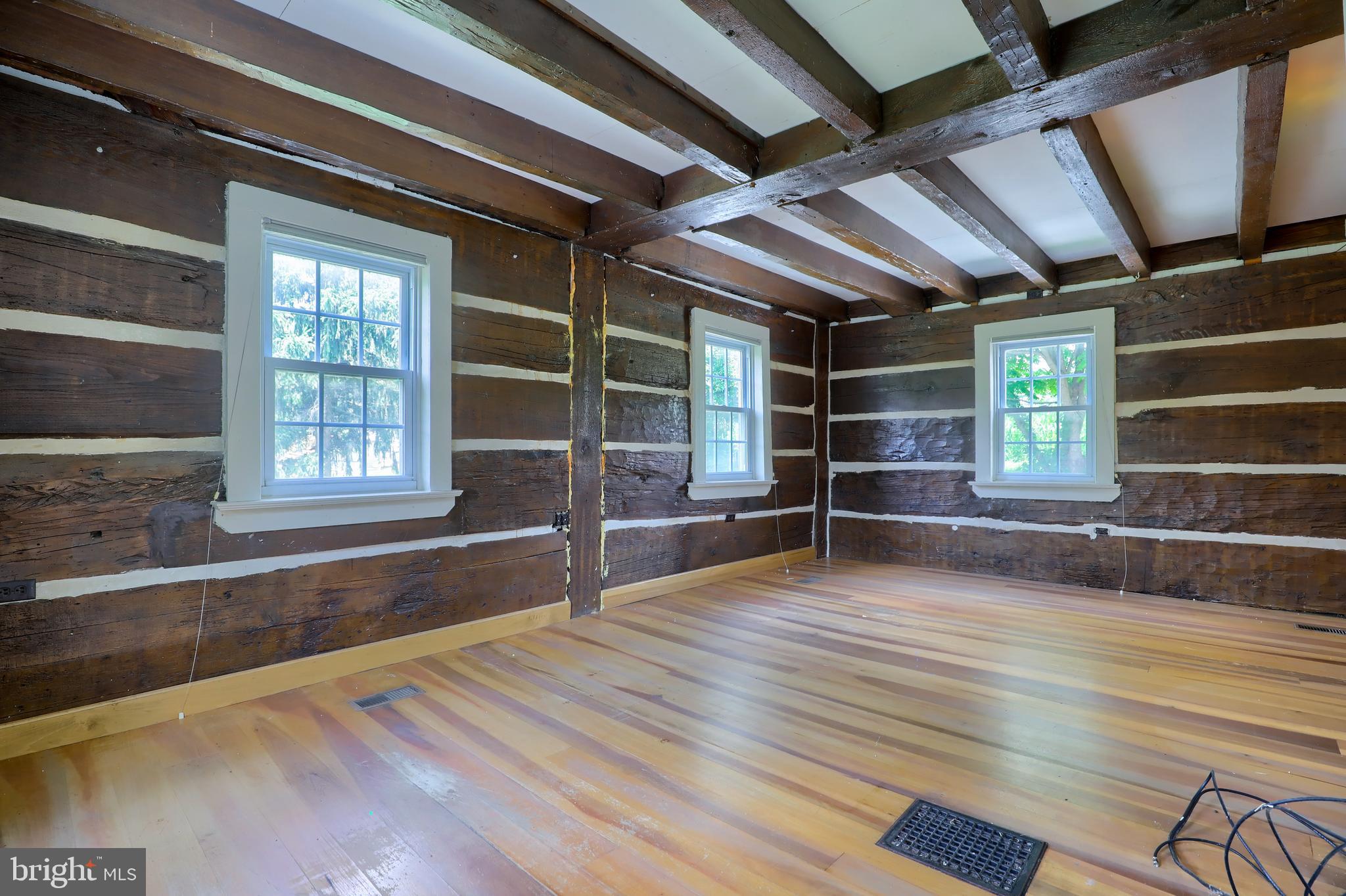 STRASBURG - Residential