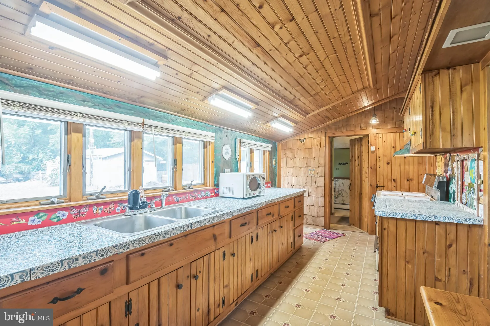 Port Norris, New Jersey 08349, United States, 2 Bedrooms Bedrooms, ,1 BathroomBathrooms,Residential,Pending,44000