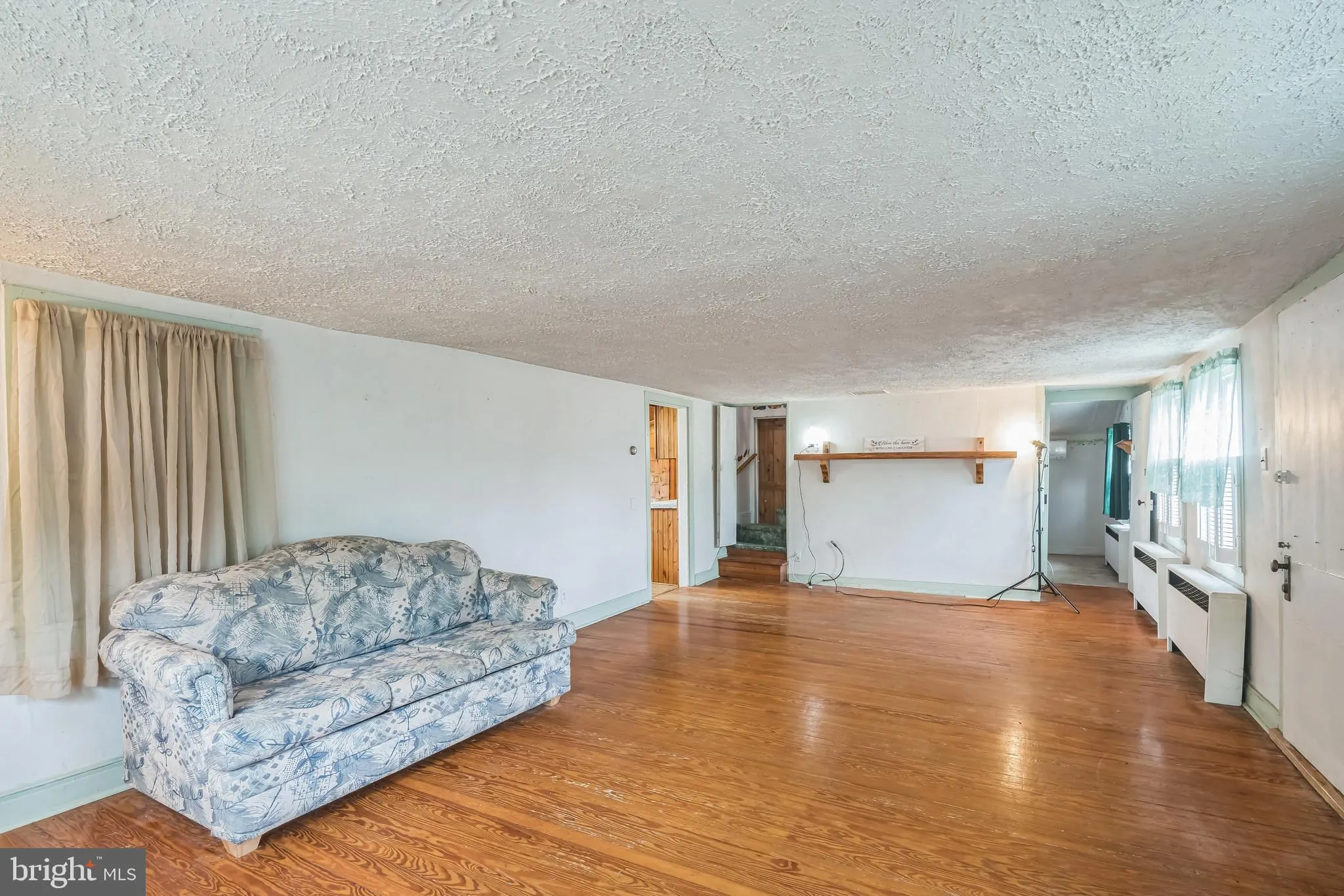 Port Norris, New Jersey 08349, United States, 2 Bedrooms Bedrooms, ,1 BathroomBathrooms,Residential,Pending,44000