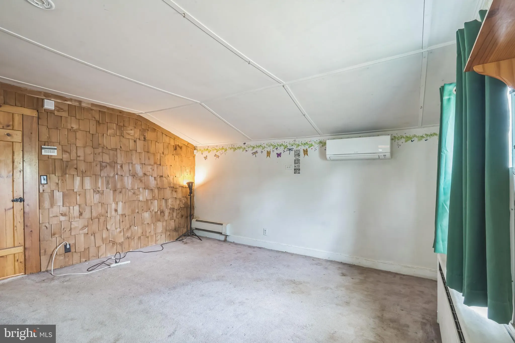 Port Norris, New Jersey 08349, United States, 2 Bedrooms Bedrooms, ,1 BathroomBathrooms,Residential,Pending,44000