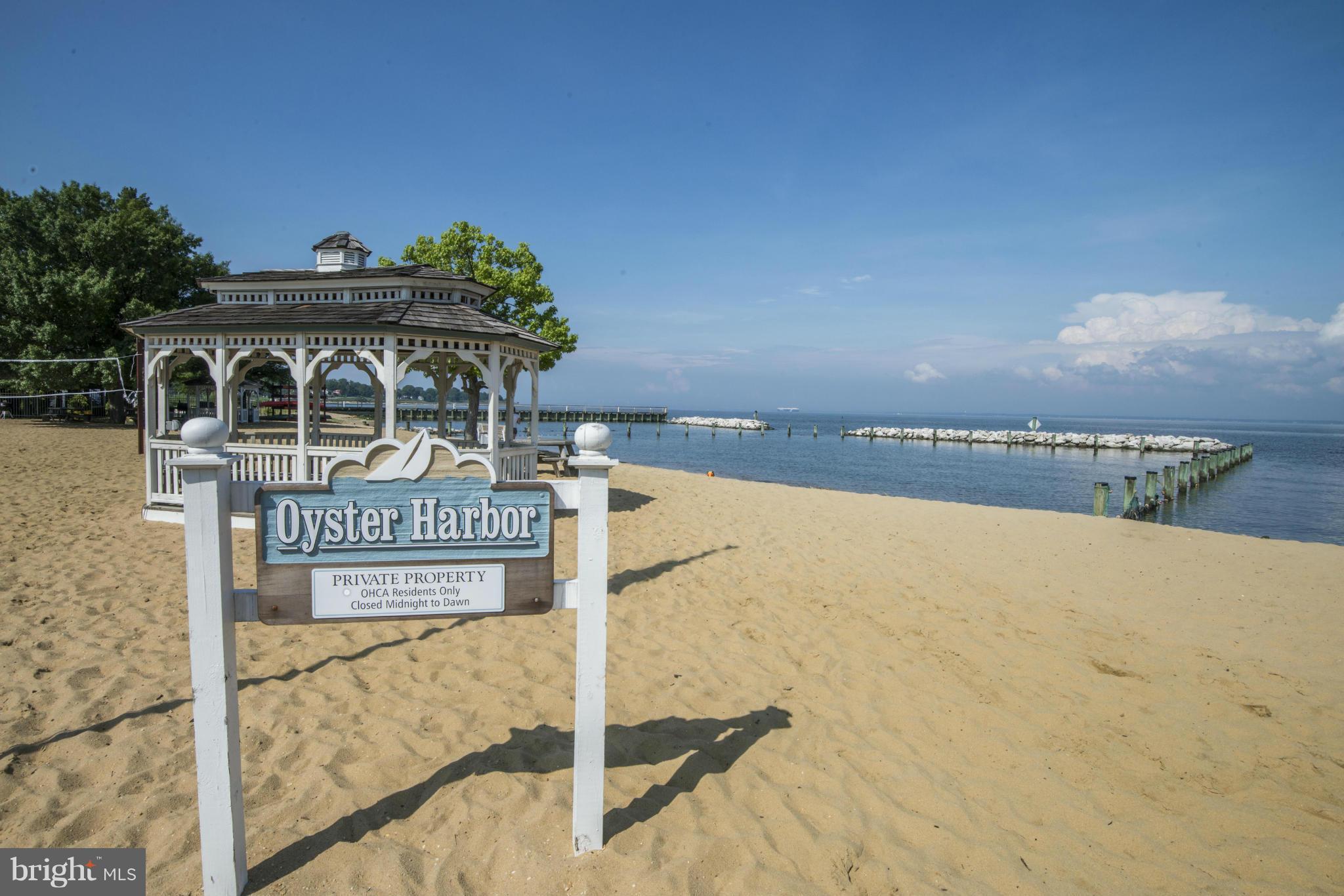 OYSTER HARBOR - Residential