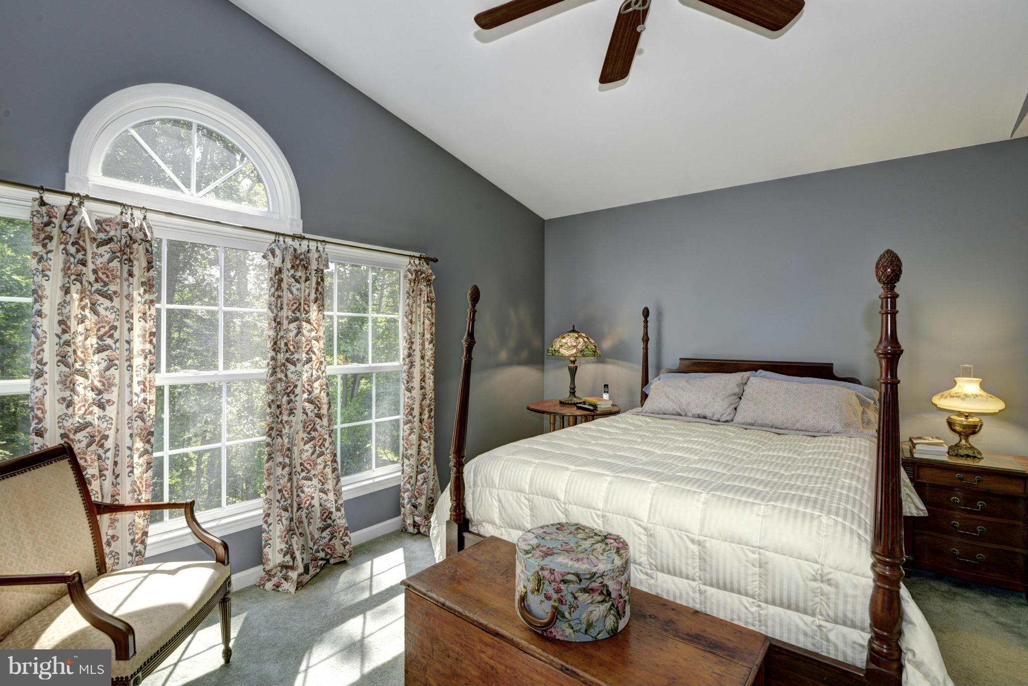 OYSTER HARBOR - Residential