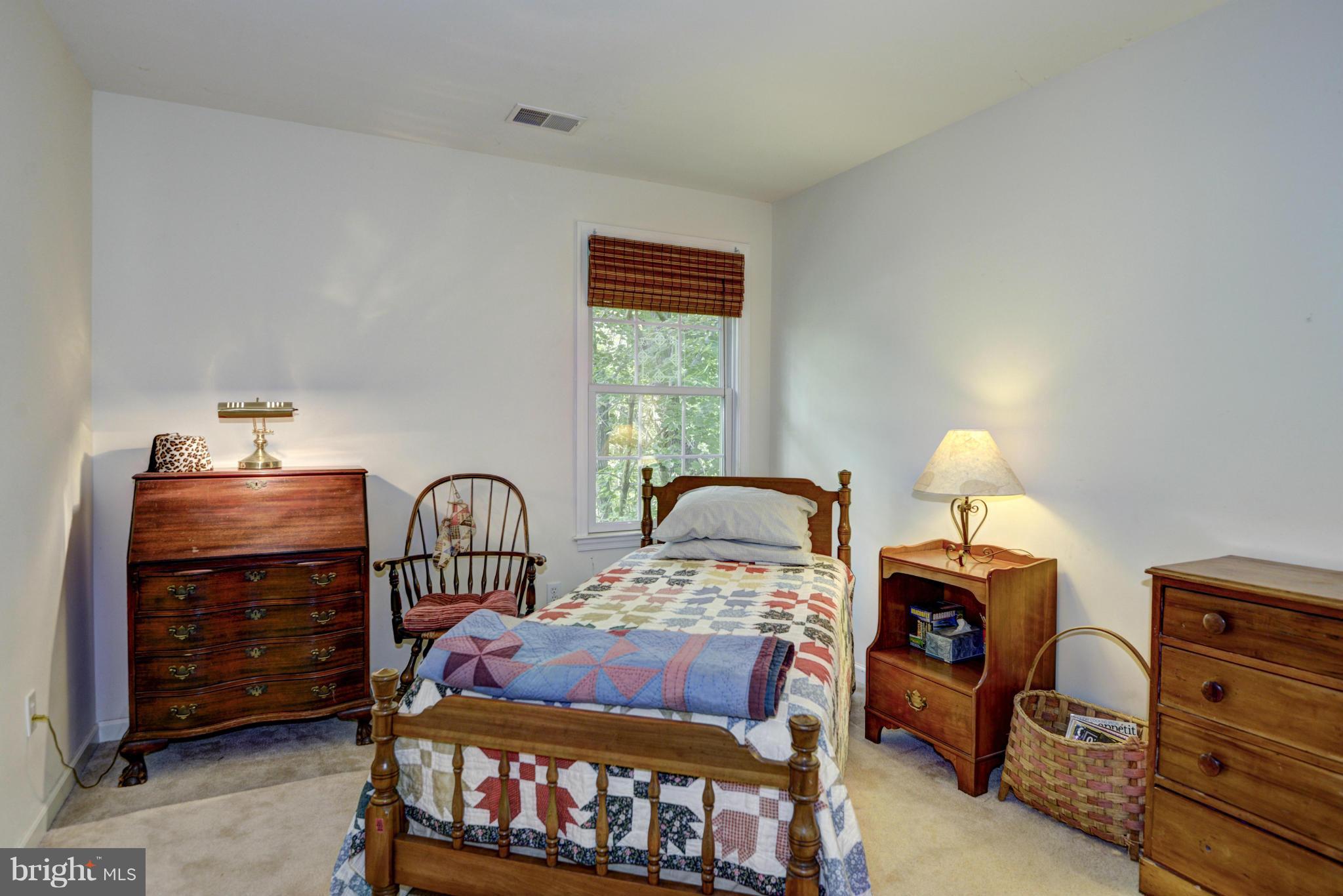 OYSTER HARBOR - Residential