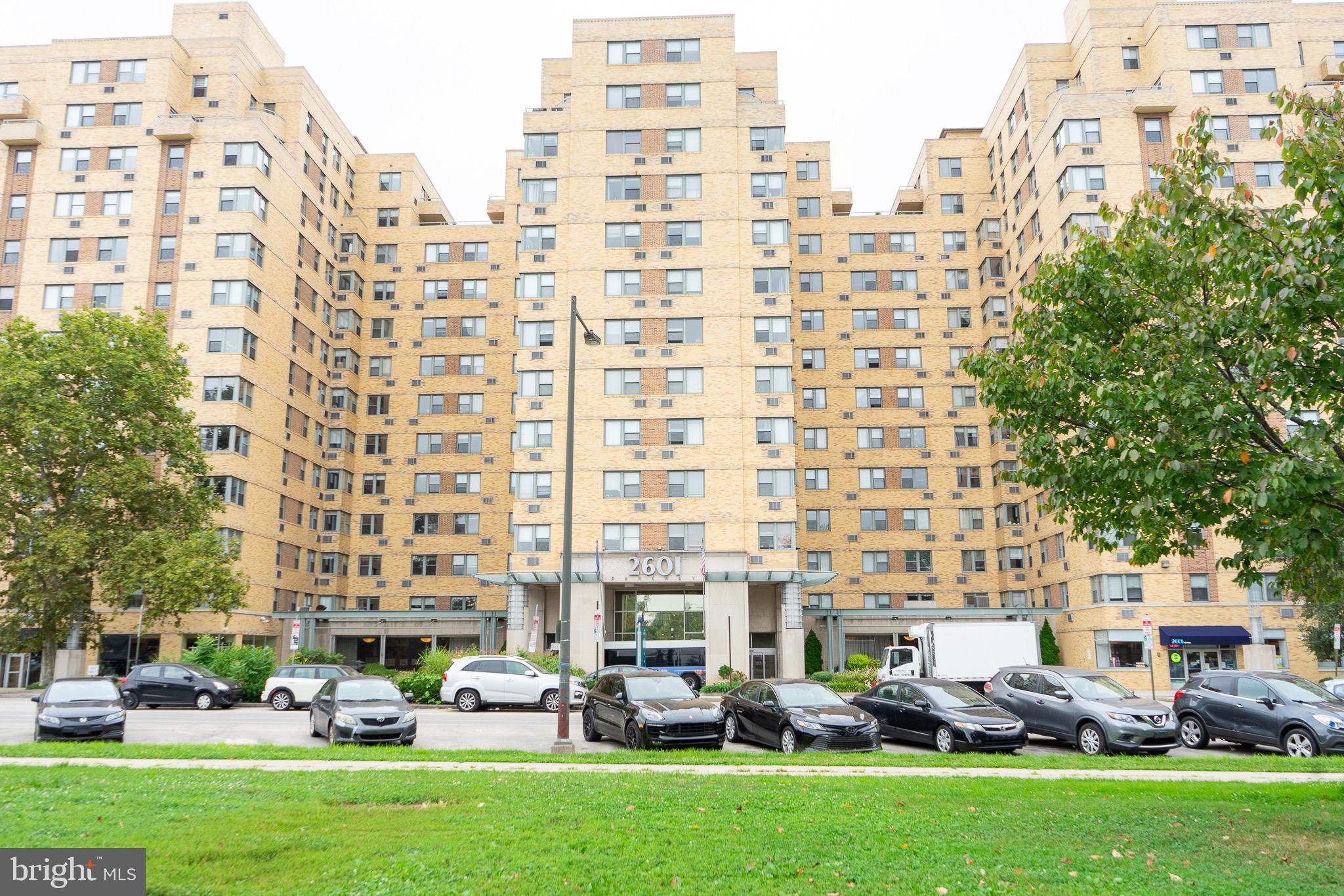 Welcome Home to your fully renovated penthouse condo! Located on the 12th floor, this corner unit is one of the few with a balcony overlooking the art museum and Philadelphia skyline. This unit has new luxury vinyl plank floors, fresh paint, brand-new stainless steel appliances, new cabinets, and granite countertops. The kitchen is open to the living room, bringing you to your 10x6 ft balcony. There is a full bathroom off of the kitchen. The spacious bedroom has two large closets and another full bathroom. A newer energy-efficient washer and dryer are also located in the unit. Ample street parking as well as secured parking underground for an extra rate. This building is in immediate proximity to Whole Foods, Target, Art Museum, Fairmount Park, Boathouse Row, Ben Franklin Parkway, Kelly Drive, and miles of biking and jogging trails along the river. Water, gas, sewage, a 24-hour workout gym, a free shuttle bus to Center City, and a 24-hour staffed lobby are included, tenant pays for electricity. The first month, last month, and security deposit are due at lease signing.