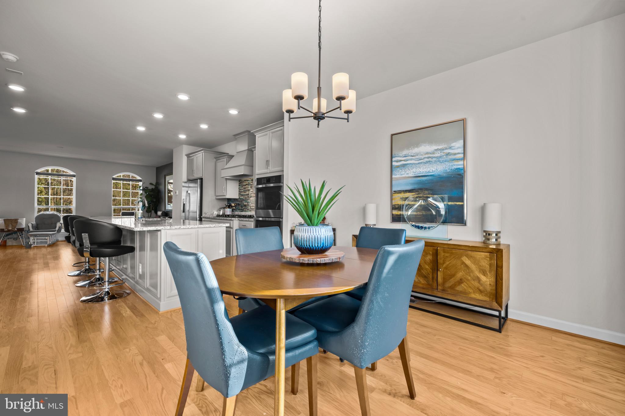 THE ENCLAVE - Residential