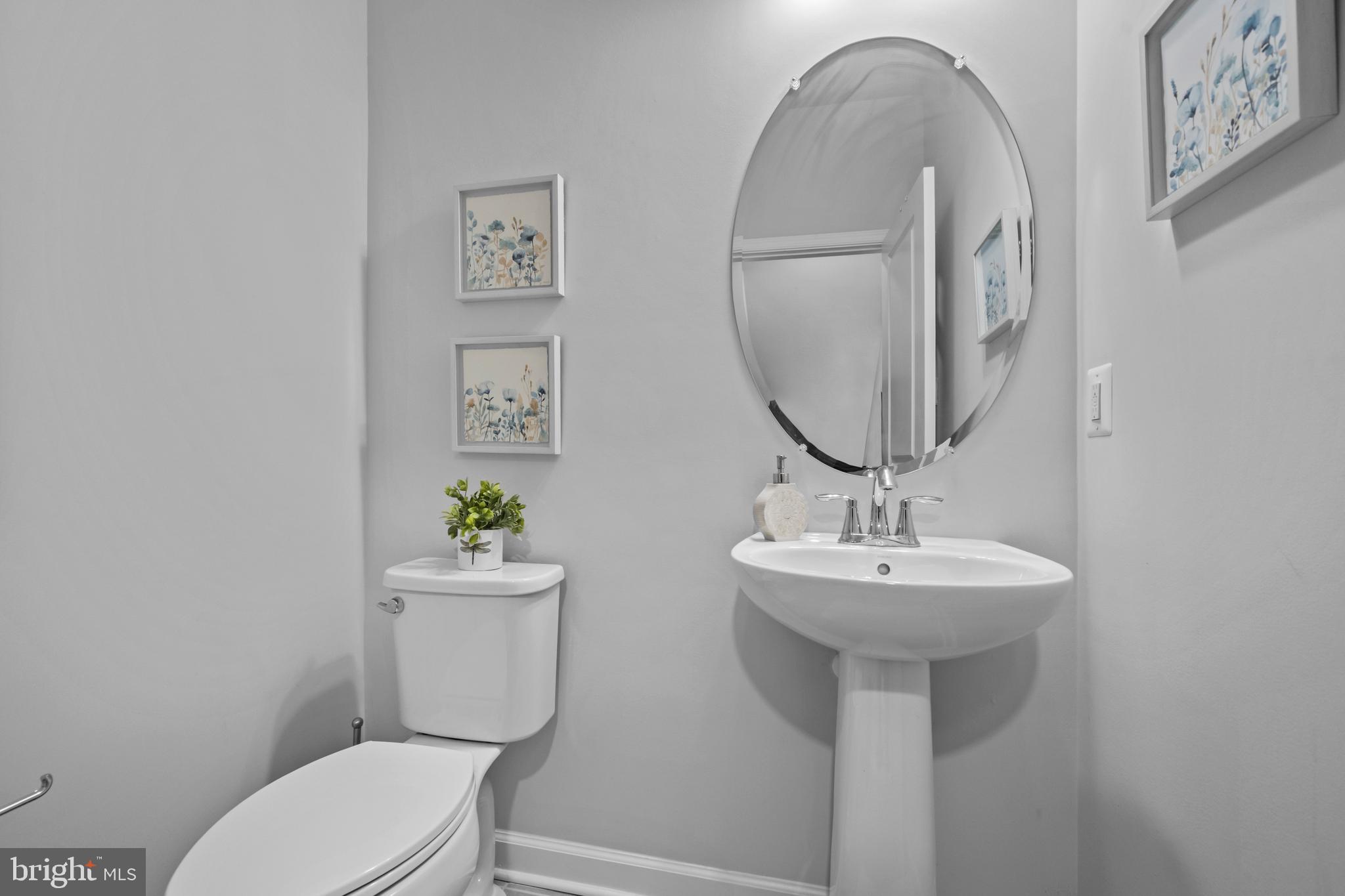 THE ENCLAVE - Residential