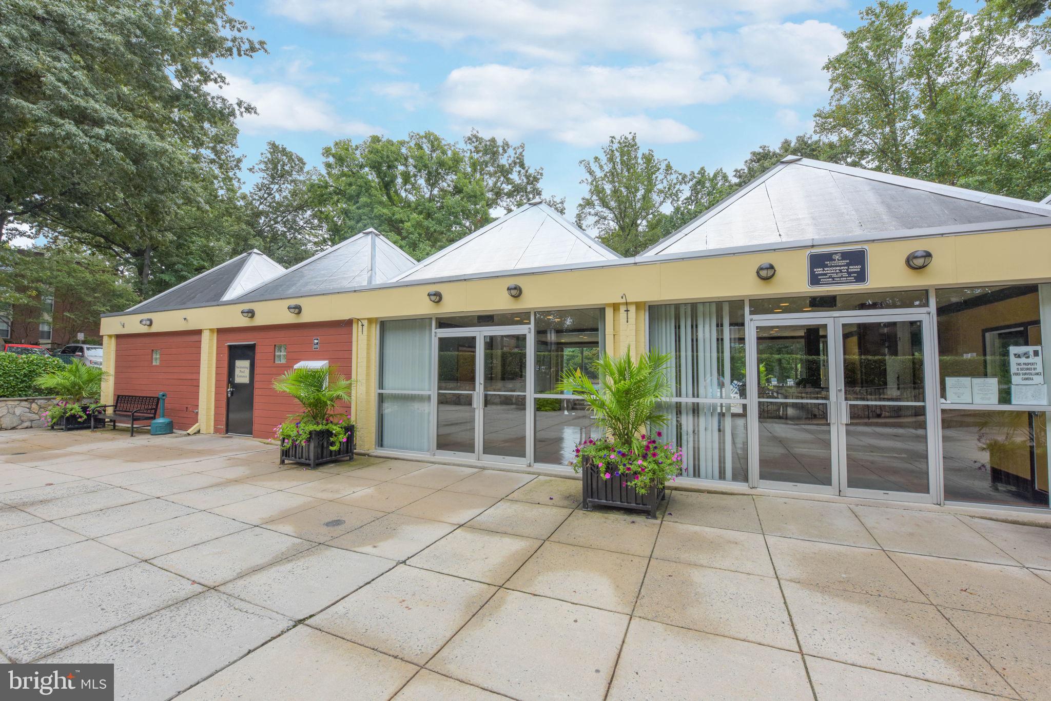 WOODBURN VILLAGE - Residential