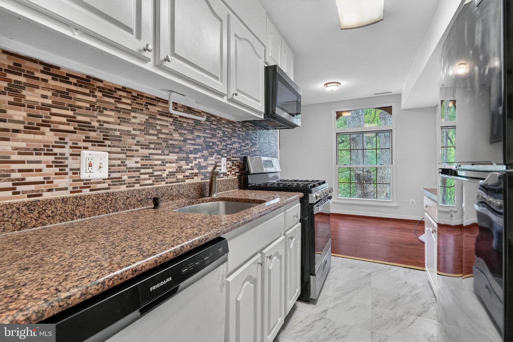 WOODBURN VILLAGE - Residential
